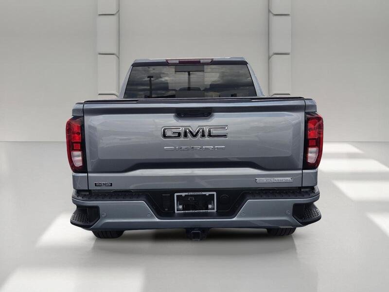 Used 2023 Sterling Metallic GMC 4WD CREW CAB 147" ELEVATION W/3SB image 4