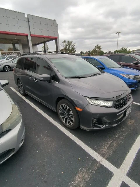 Used 2025 Gray Honda Elite image 4