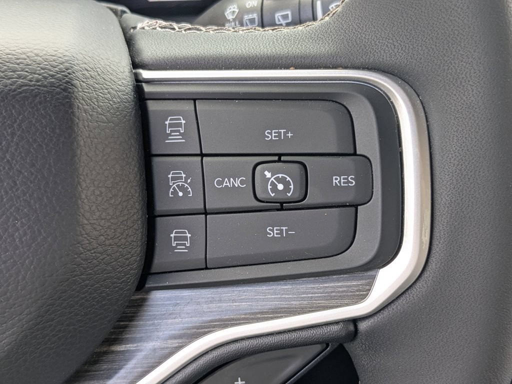 Used 2024 White Jeep Series II image 24