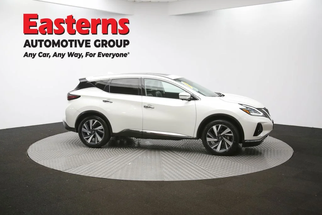 Used 2023 White Nissan SL image 45