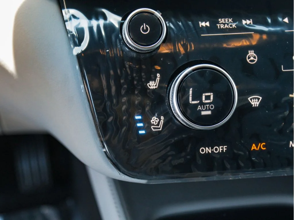 New 2027 GRAND BLUE INFINITI Autograph AWD image 19