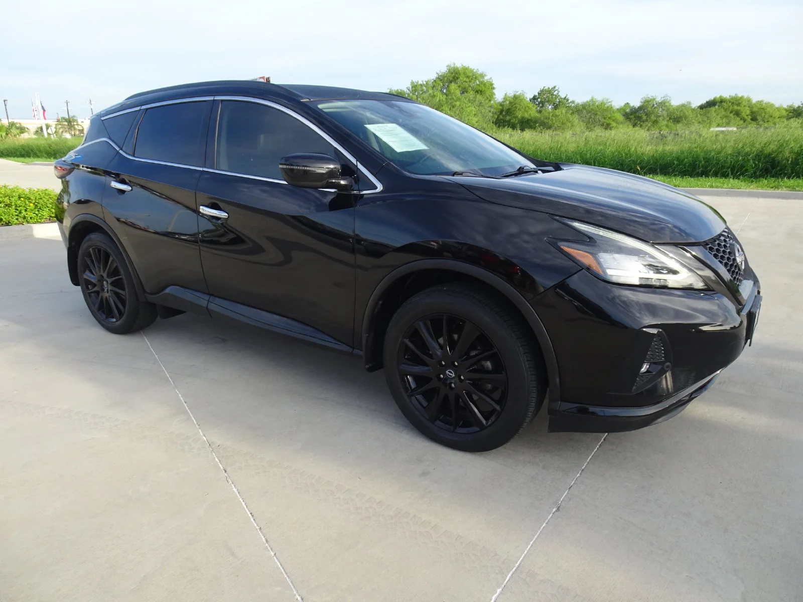 Used 2023 Black Nissan SV image 3