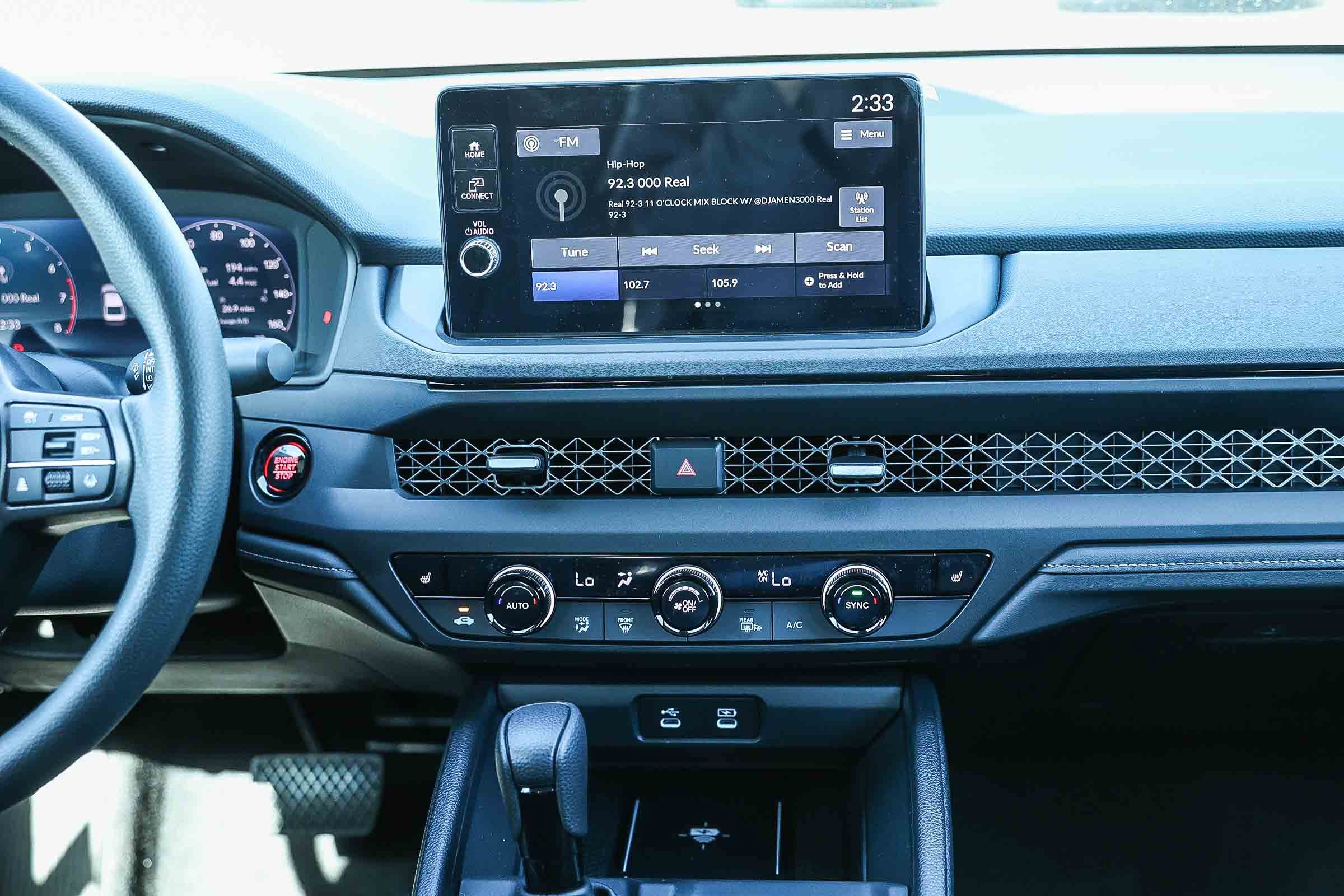 New 2026 Urban Gray Pearl Honda SE CVT image 14