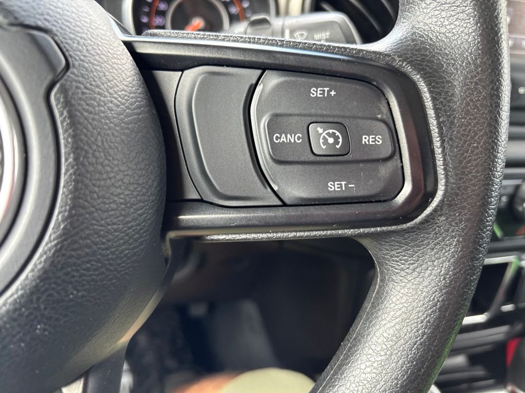 Used 2019 Black Jeep Sport image 17