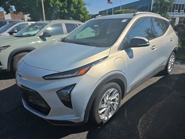 2023 Chevrolet Bolt EUV LT's photo