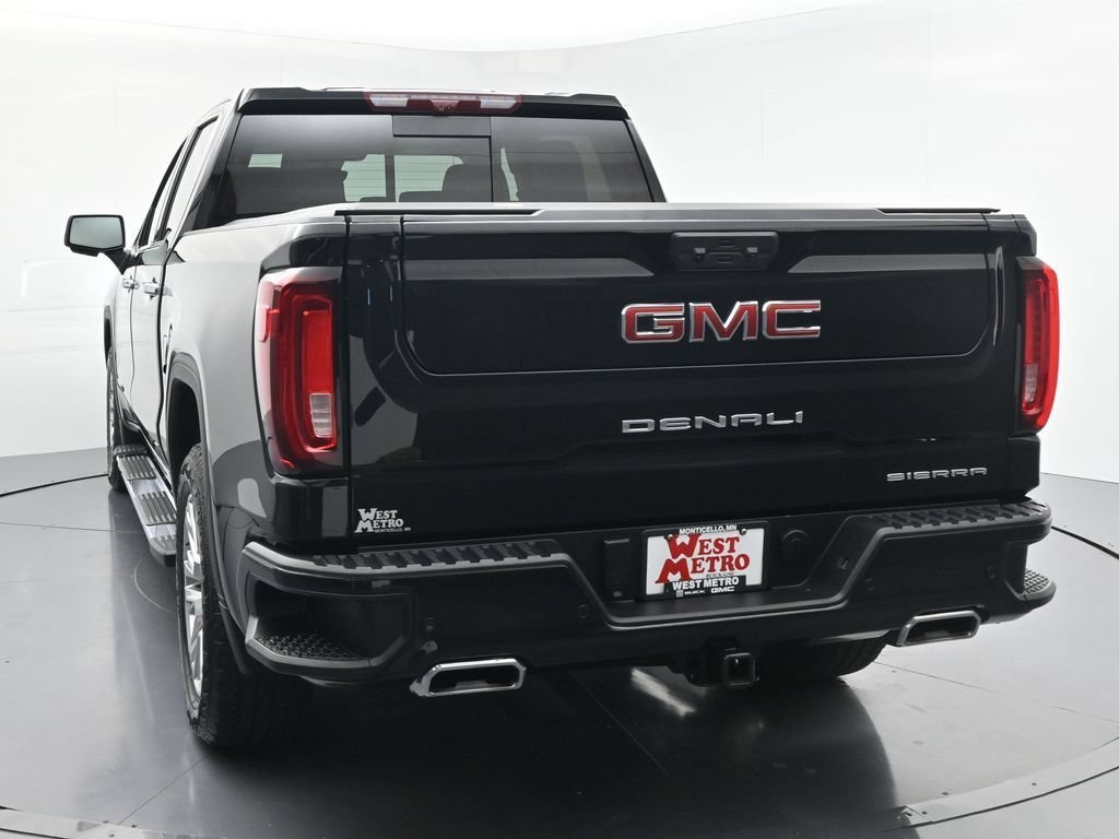 Used 2025 Onyx Black GMC Denali image 25