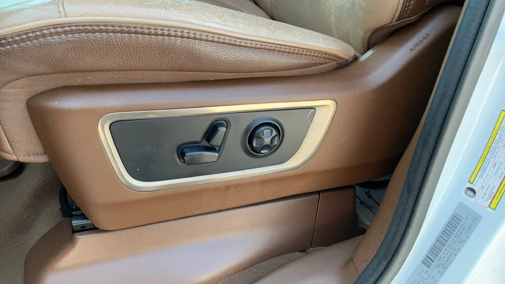 Used 2019 White Ram Limited image 19