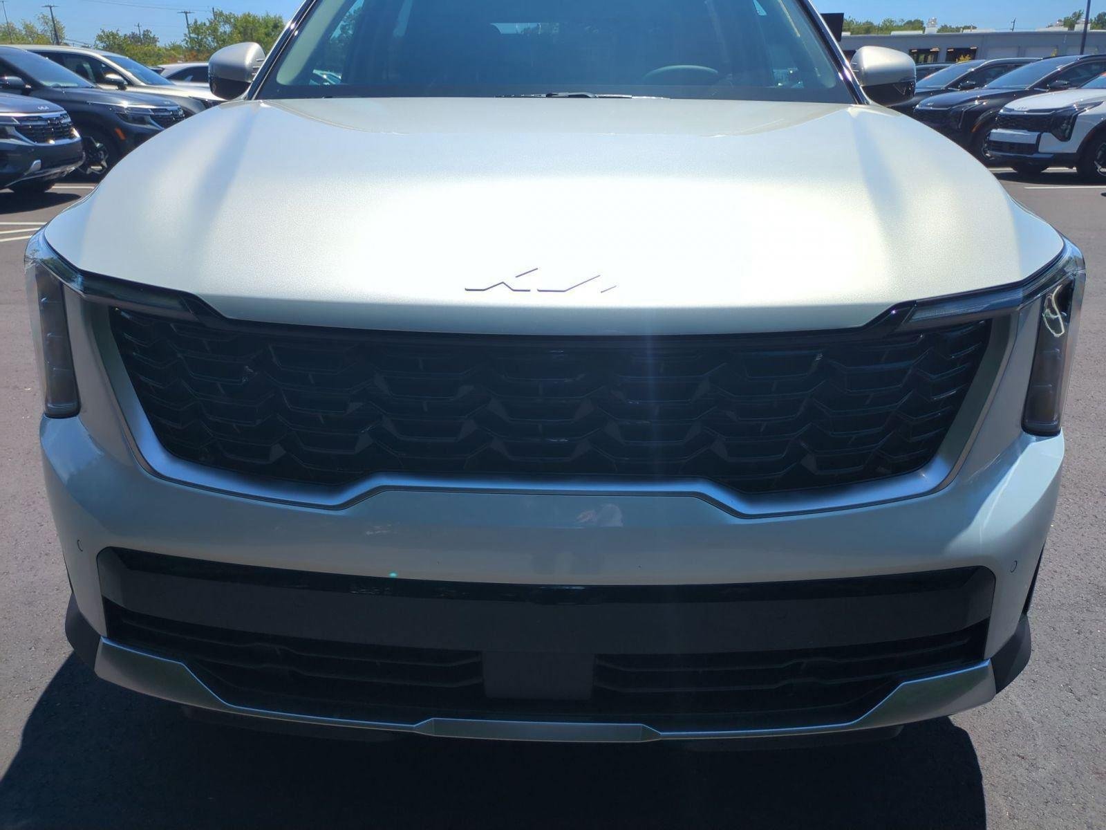 New 2026 Ivory Silver Kia S image 14