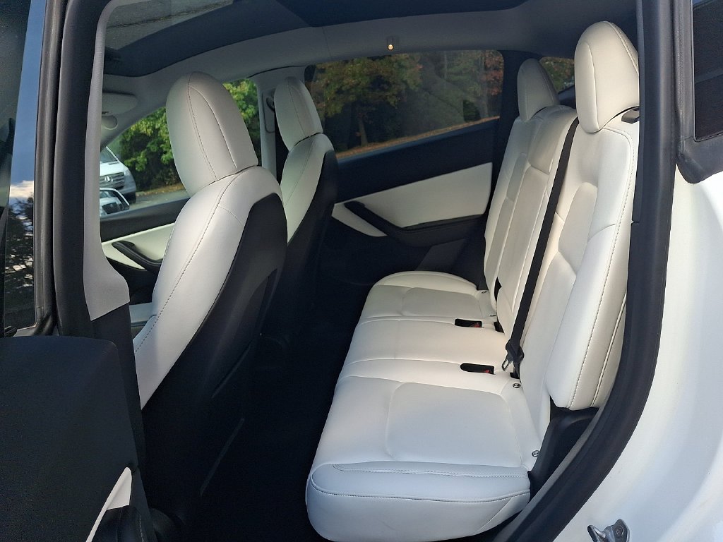 Used 2021 Pearl White Multi-Coat Tesla Long Range image 10
