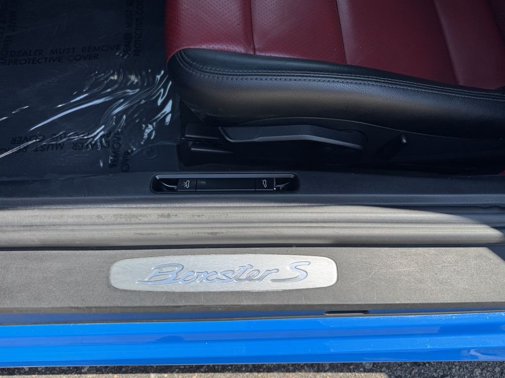Used 2023 Blue Porsche S image 25