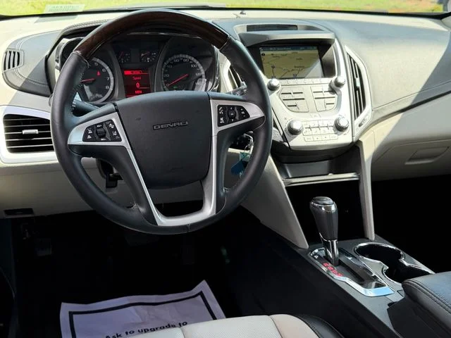 Used 2017 White GMC Denali image 5