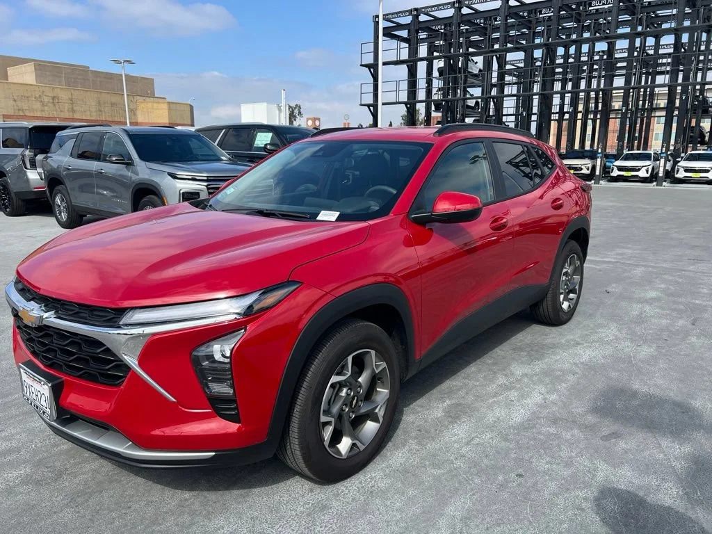 2026 Chevrolet Trax LT's photo