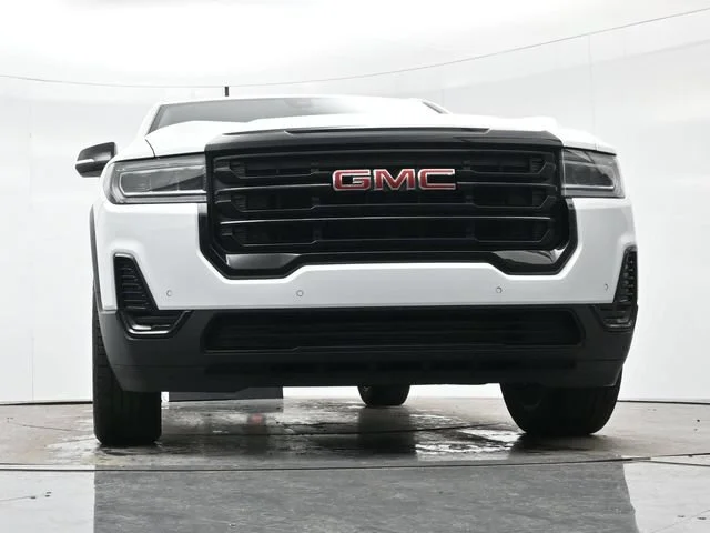 Used 2023 Summit White GMC SLE image 26