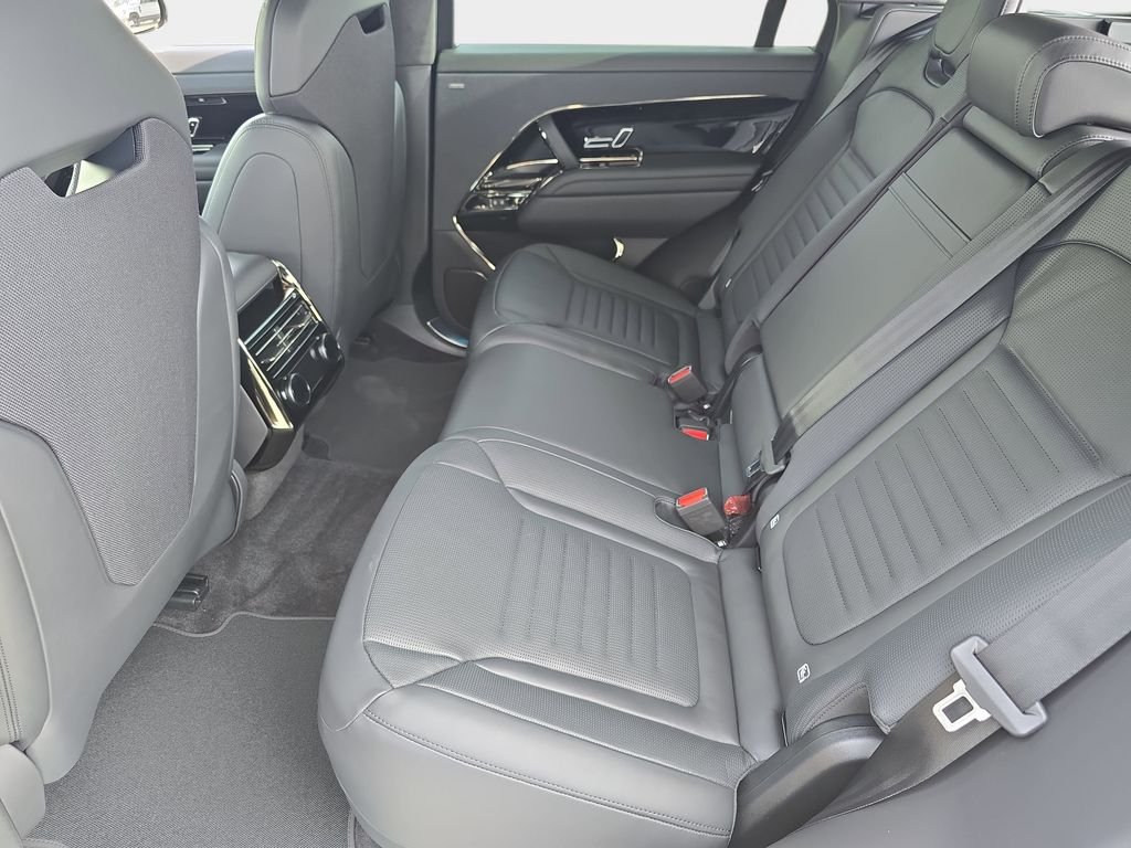 New 2026 Amethyst Grey Purple in Gloss finish Land Rover SV image 15