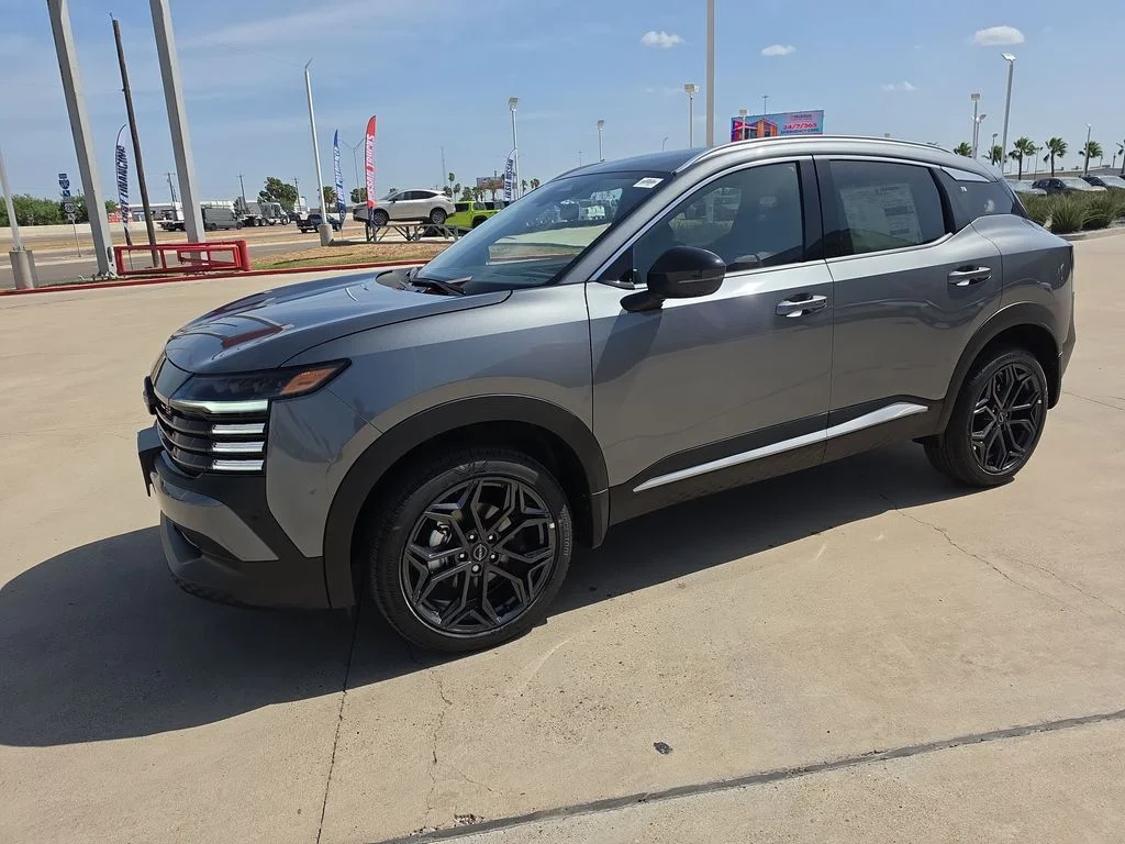 New 2026 Gun Metallic Nissan SR image 2