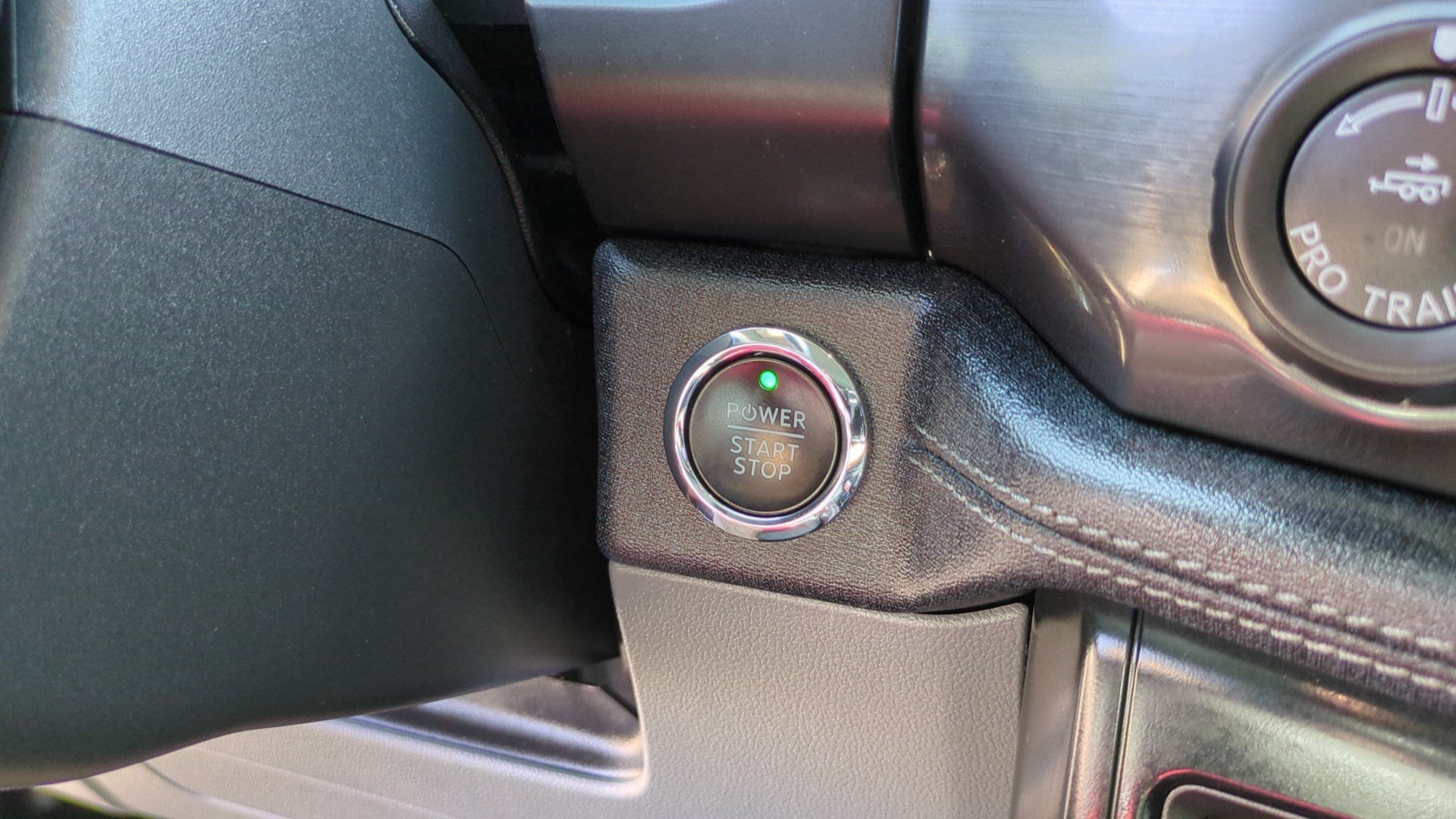 Used 2024 Silver Metallic Ford Flash image 25