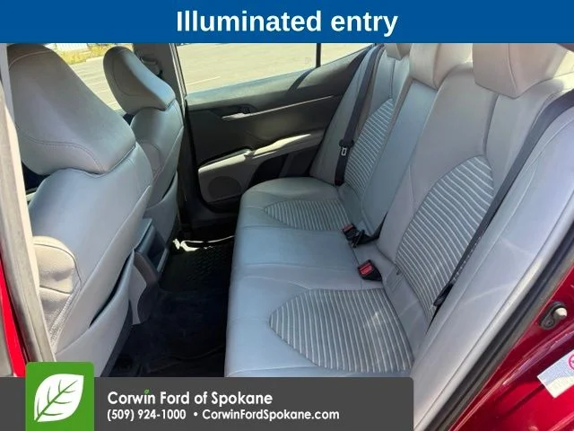 Used 2018 Ruby Flare Pearl Toyota SE image 11