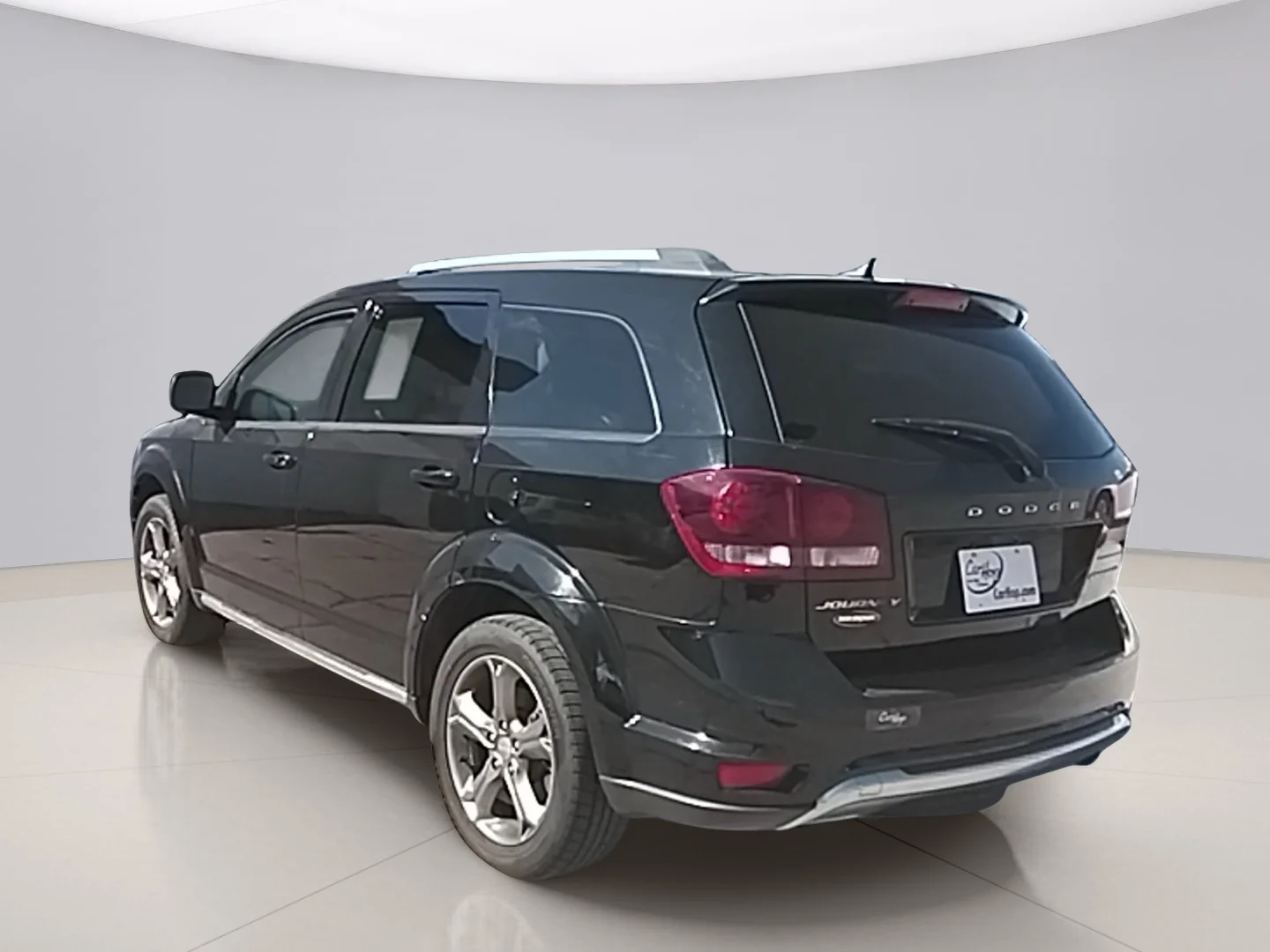 Used 2016 Black Dodge CROSSROADS image 3