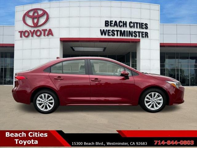 2025 Toyota Corolla LE - Photo 13