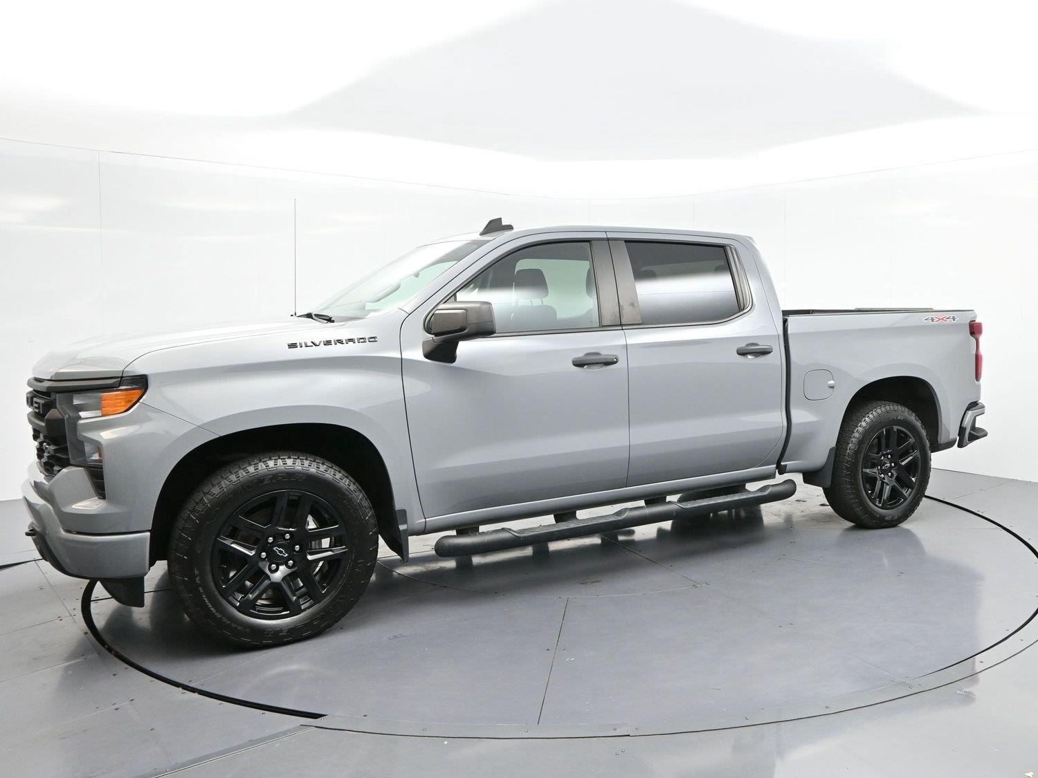 Used 2024 Slate Gray Metallic Chevrolet Custom image 4