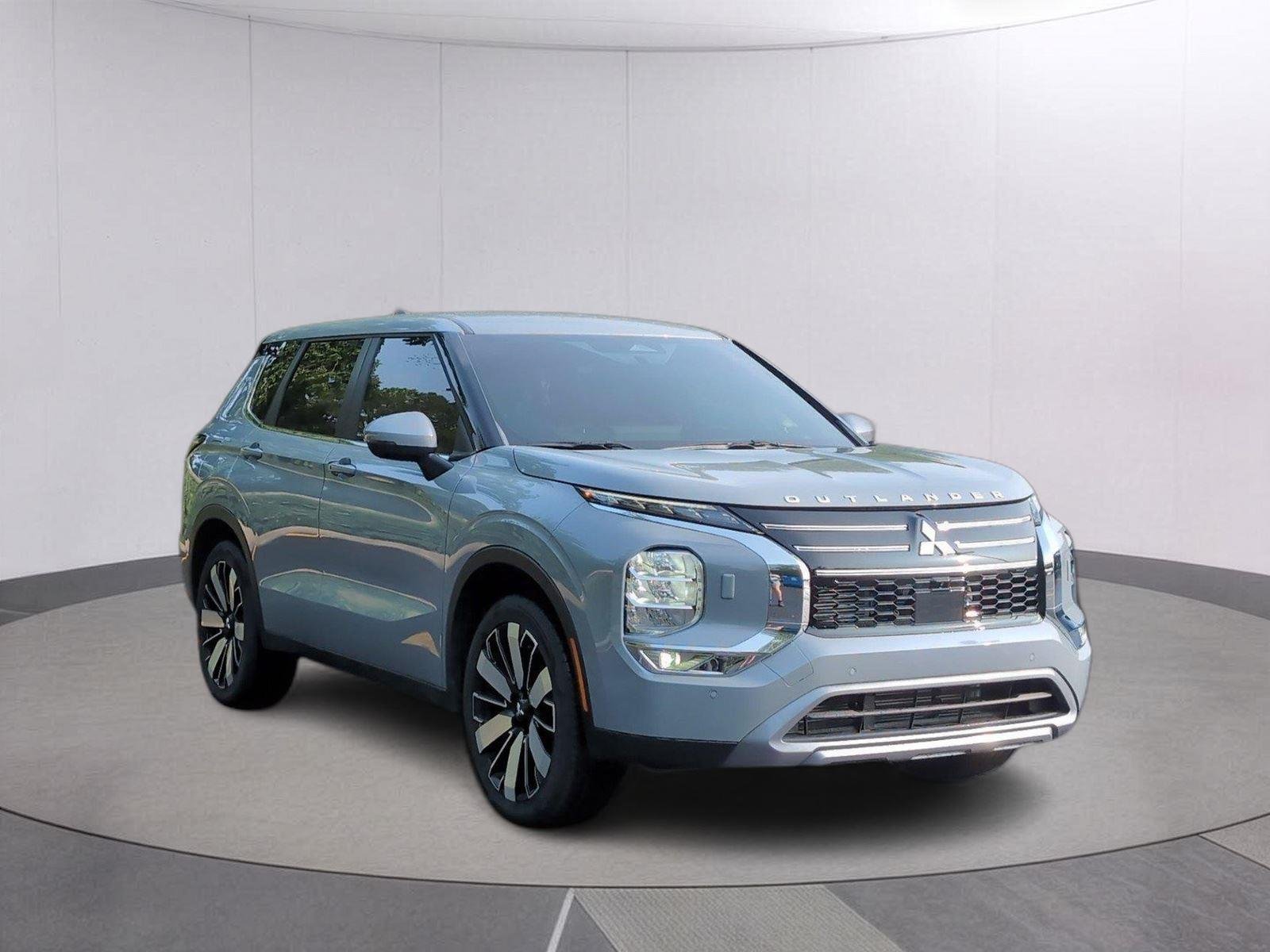 Used 2026  Mitsubishi SE image 8