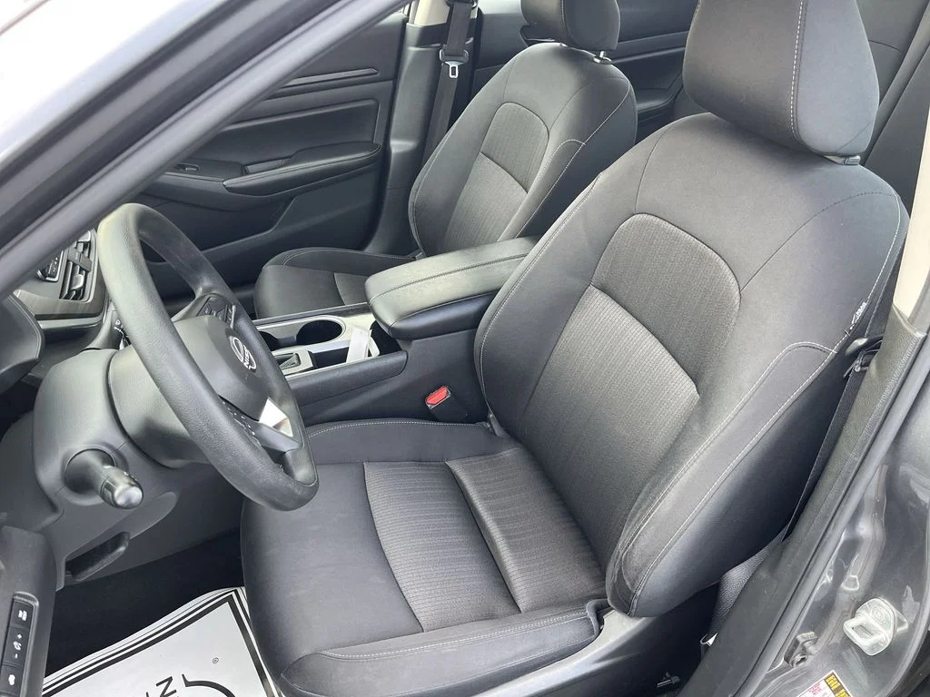 Used 2024 Gray Nissan 2.5 SV image 11