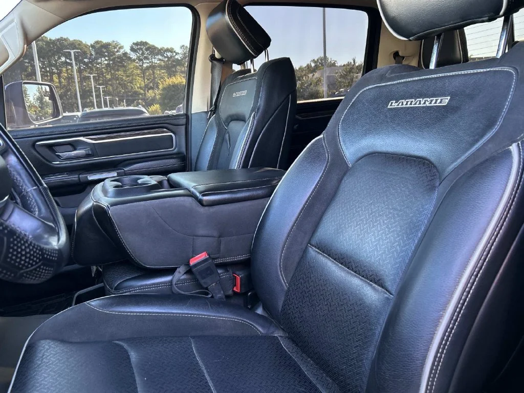 Used 2019 Black Ram Laramie image 22