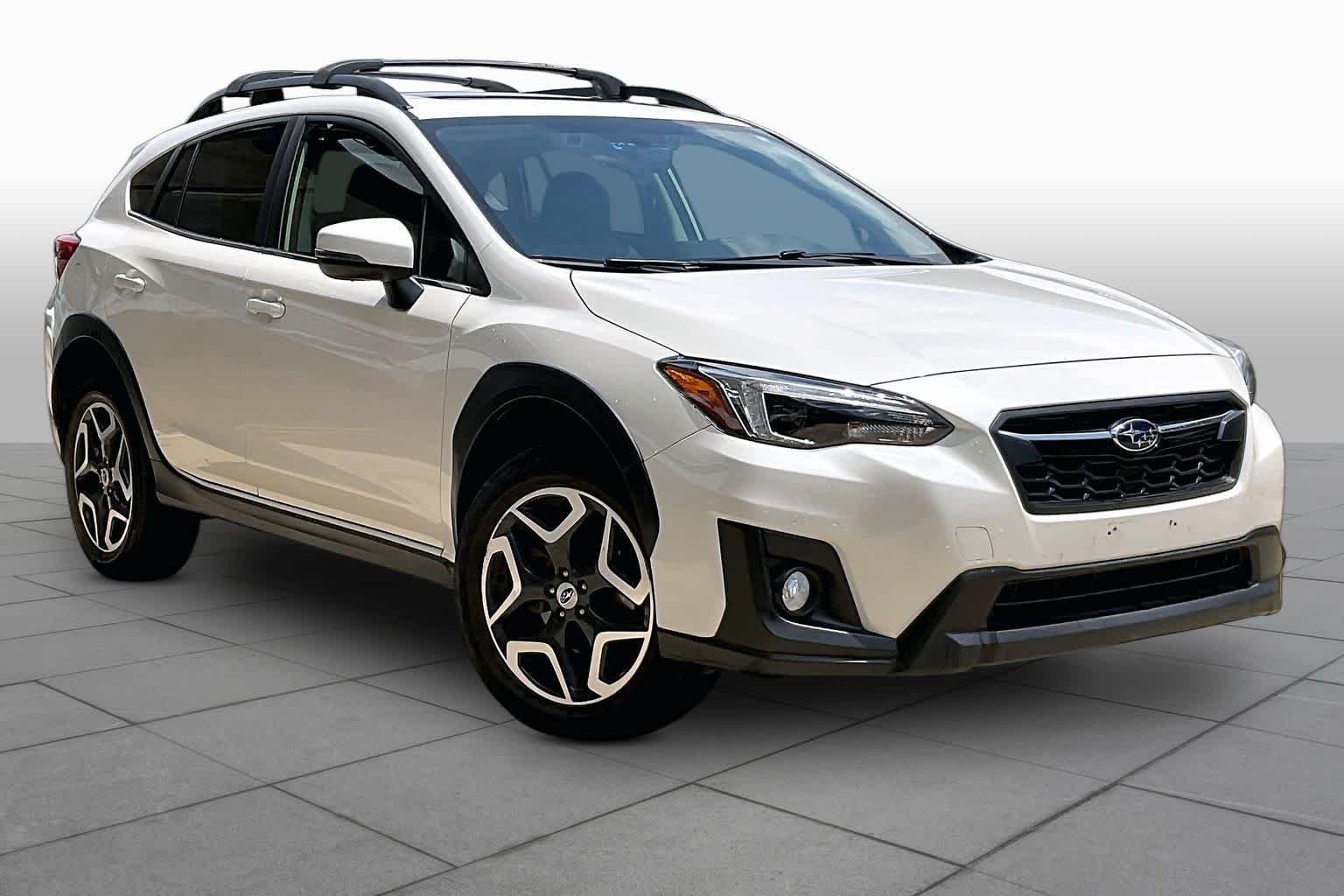 Used 2018 Crystal White Pearl Subaru Limited image 3
