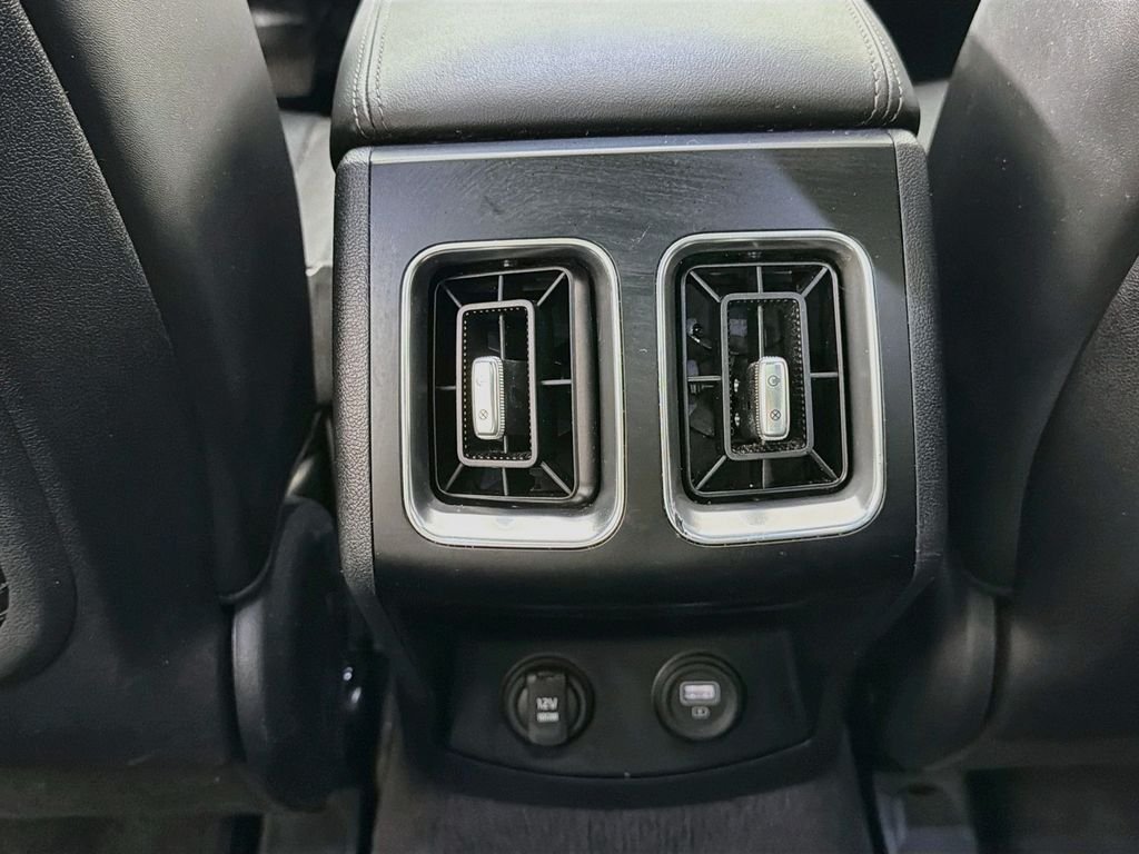 Used 2023 Aruba Green Kia X-Line EX image 26