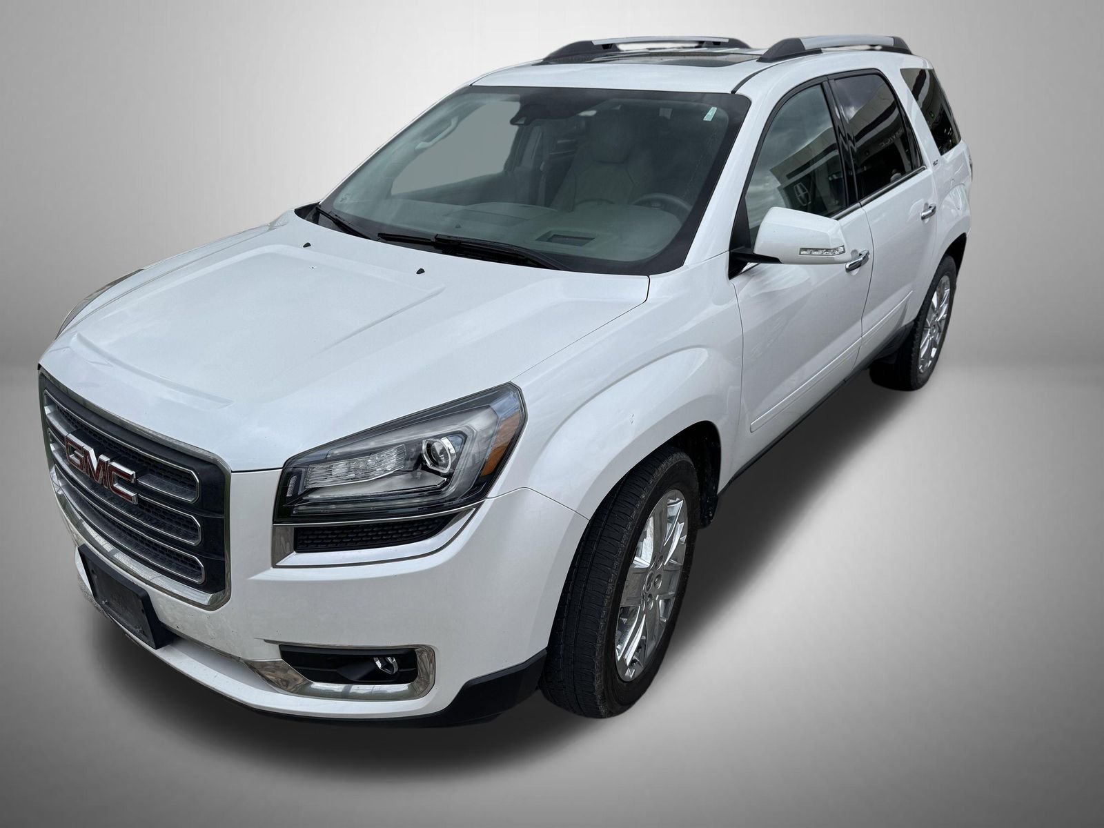 Used 2017 White GMC Limited image 1
