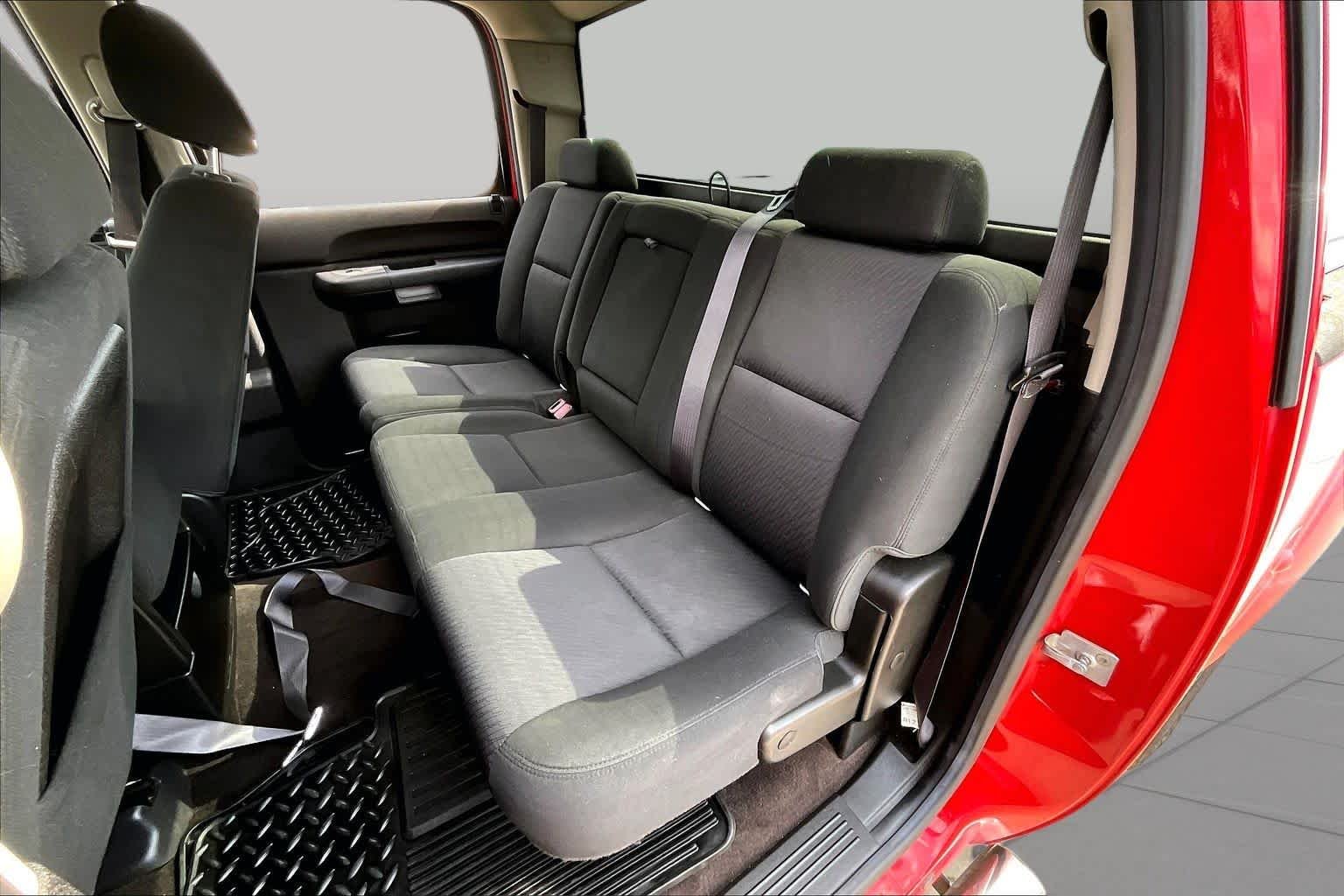 Used 2013 Fire Red GMC SLE image 20
