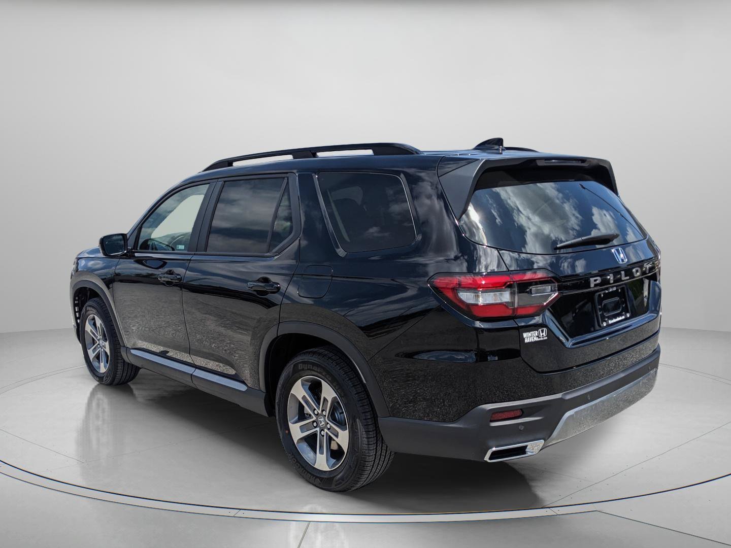 New 2026 Crystal Black Pearl Honda EX-L image 4