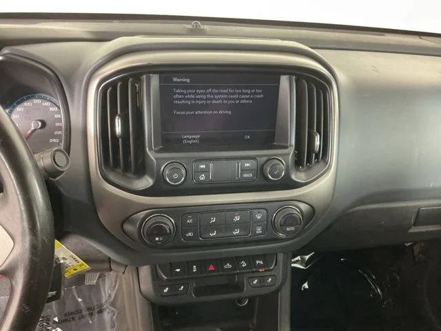 Used 2020 White Chevrolet Z71 image 17