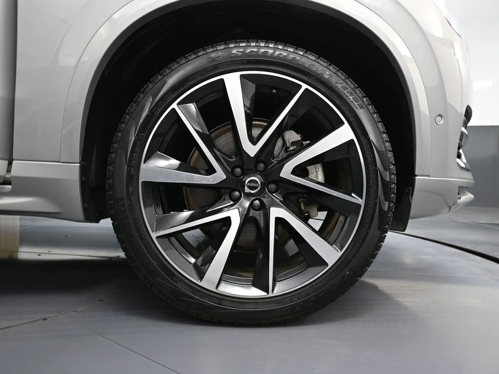 2024 Volvo XC90 Plus - Photo 15
