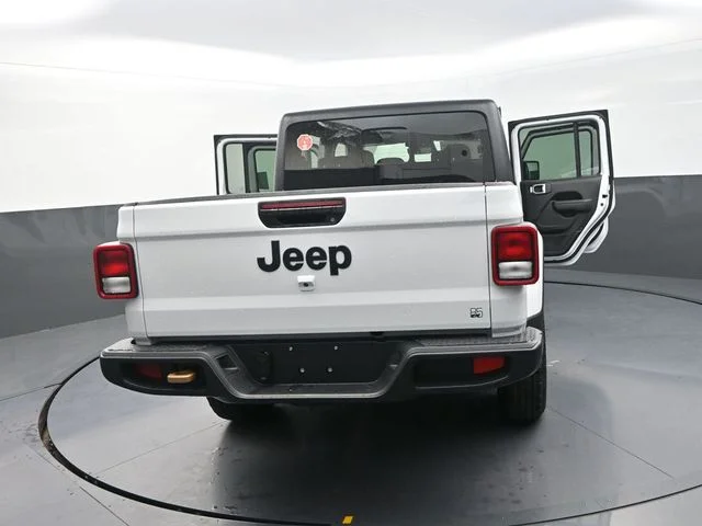 New 2026 Bright White Clear-Coat Exterior Paint Jeep 85th Anniversary Edition image 34