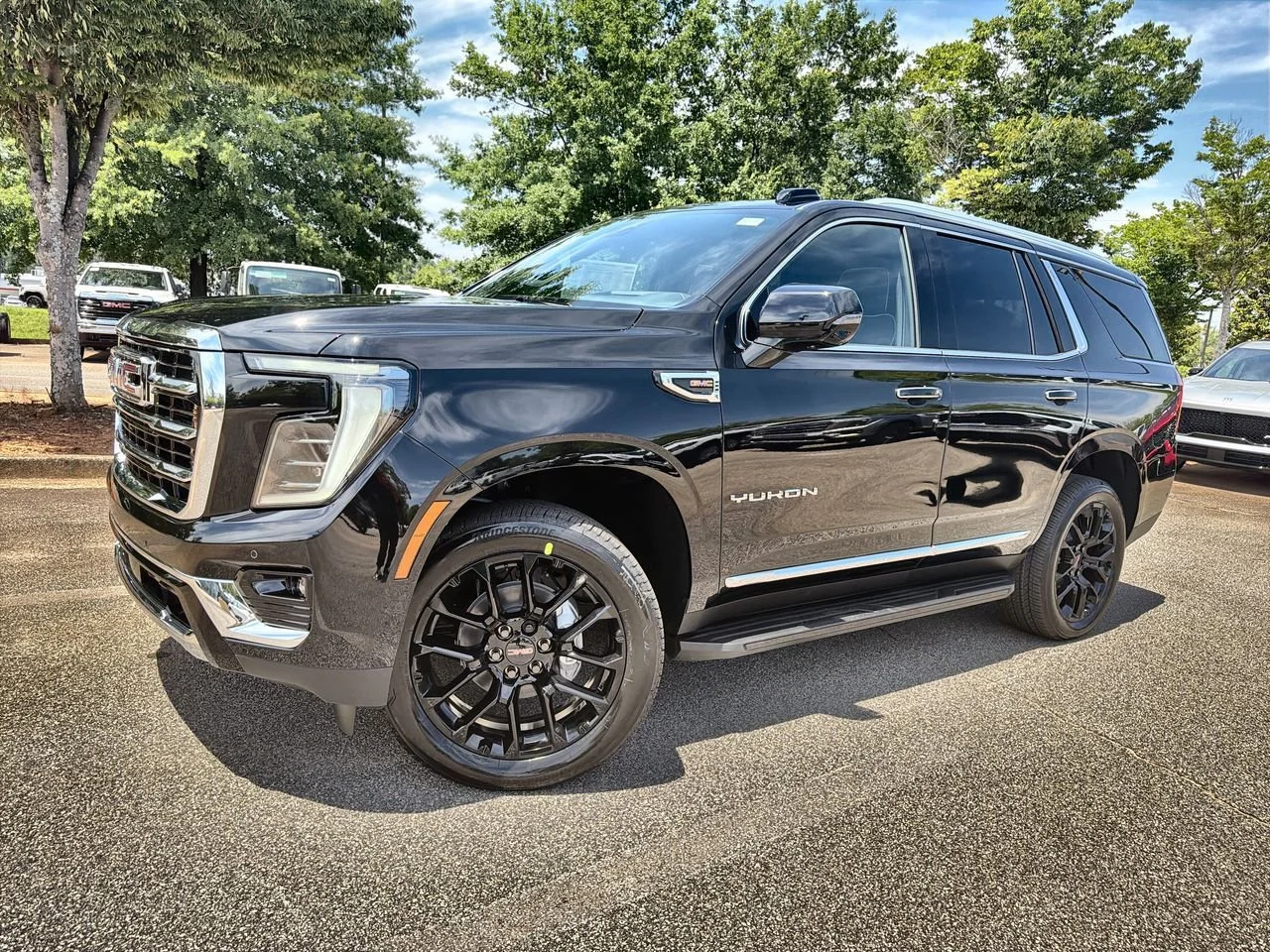 New 2026 Onyx Black GMC Elevation image 1