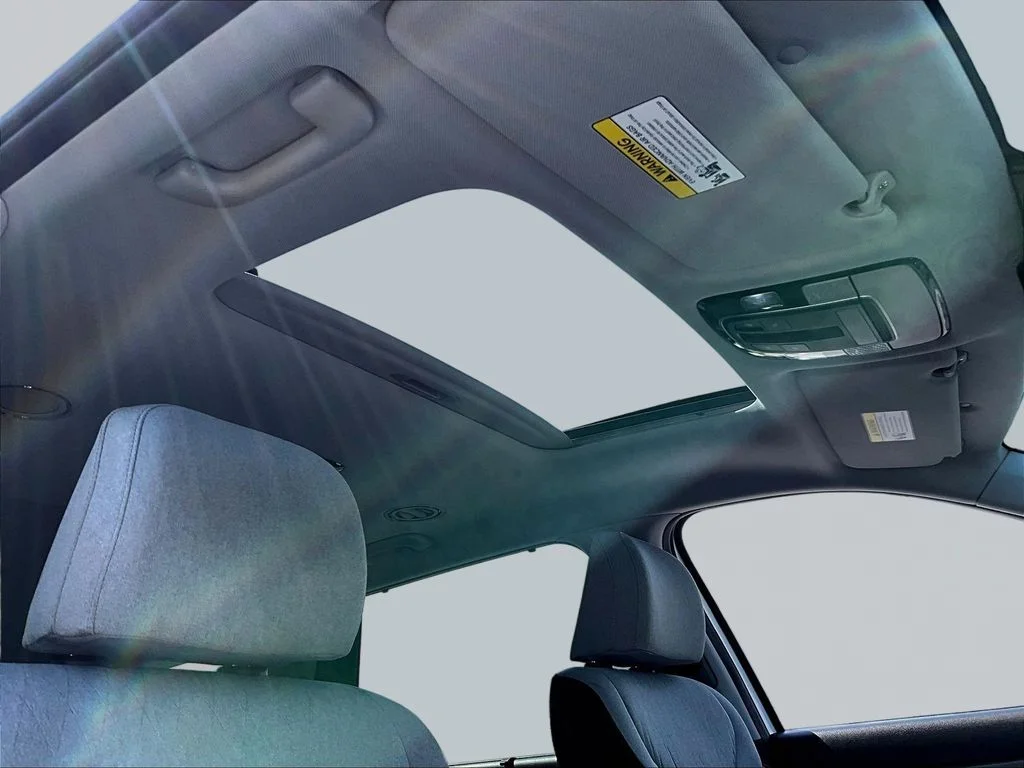 Certified Used 2022 White Hyundai SEL image 27