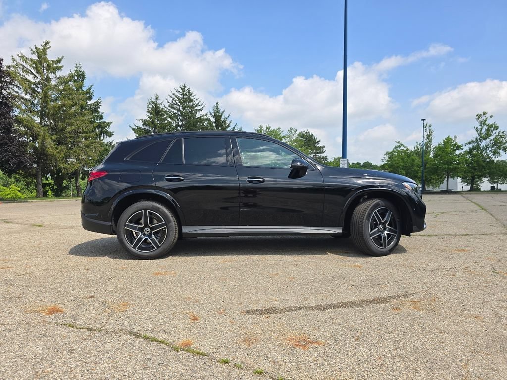 New 2026 Black Mercedes-Benz GLC 300 image 53