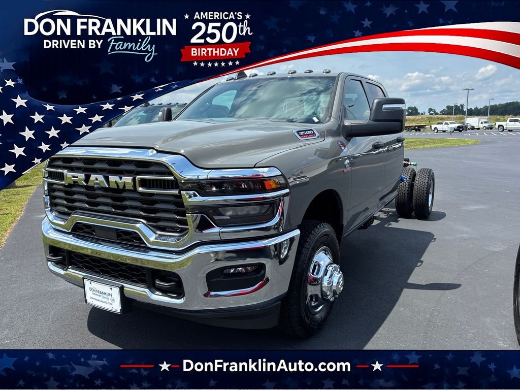 2026 RAM 3500 Tradesman 4X4 Crew Cab's photo