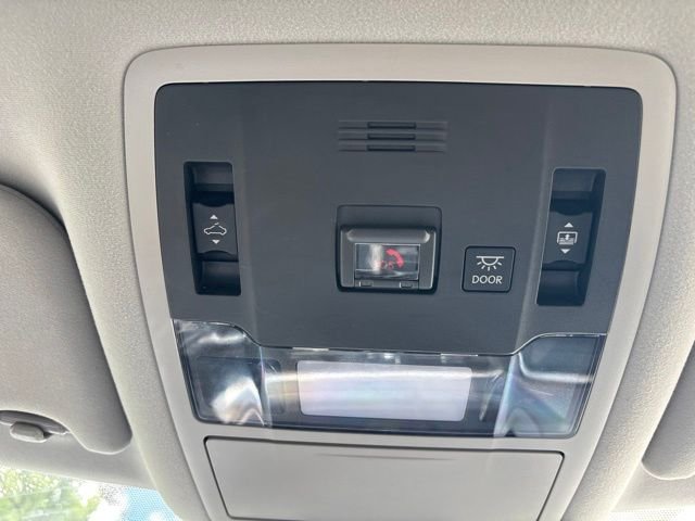 Used 2021 Black Lexus 450h image 30