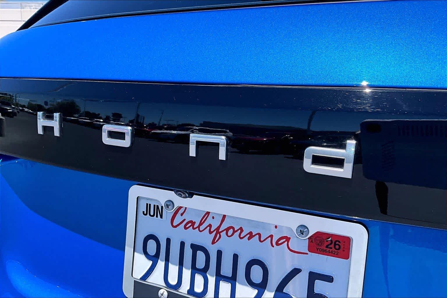 Used 2025 Pacific Blue Metallic Honda Touring image 30