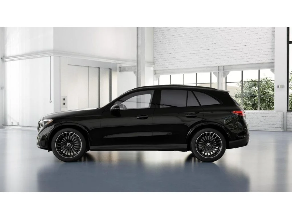 New 2027 Black Mercedes-Benz GLC 300 image 34