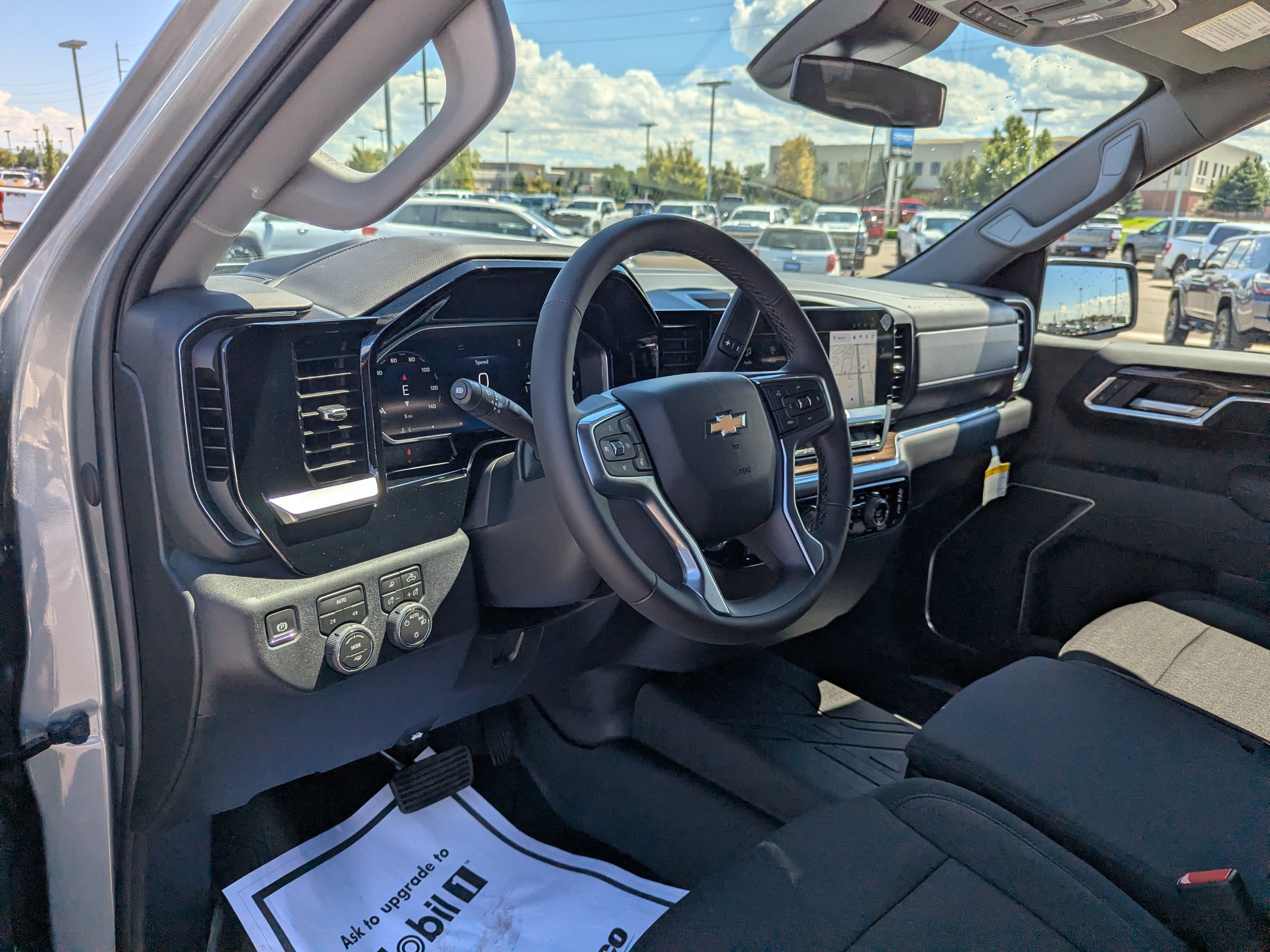 2026 Chevrolet Silverado 1500 LT - Photo 11