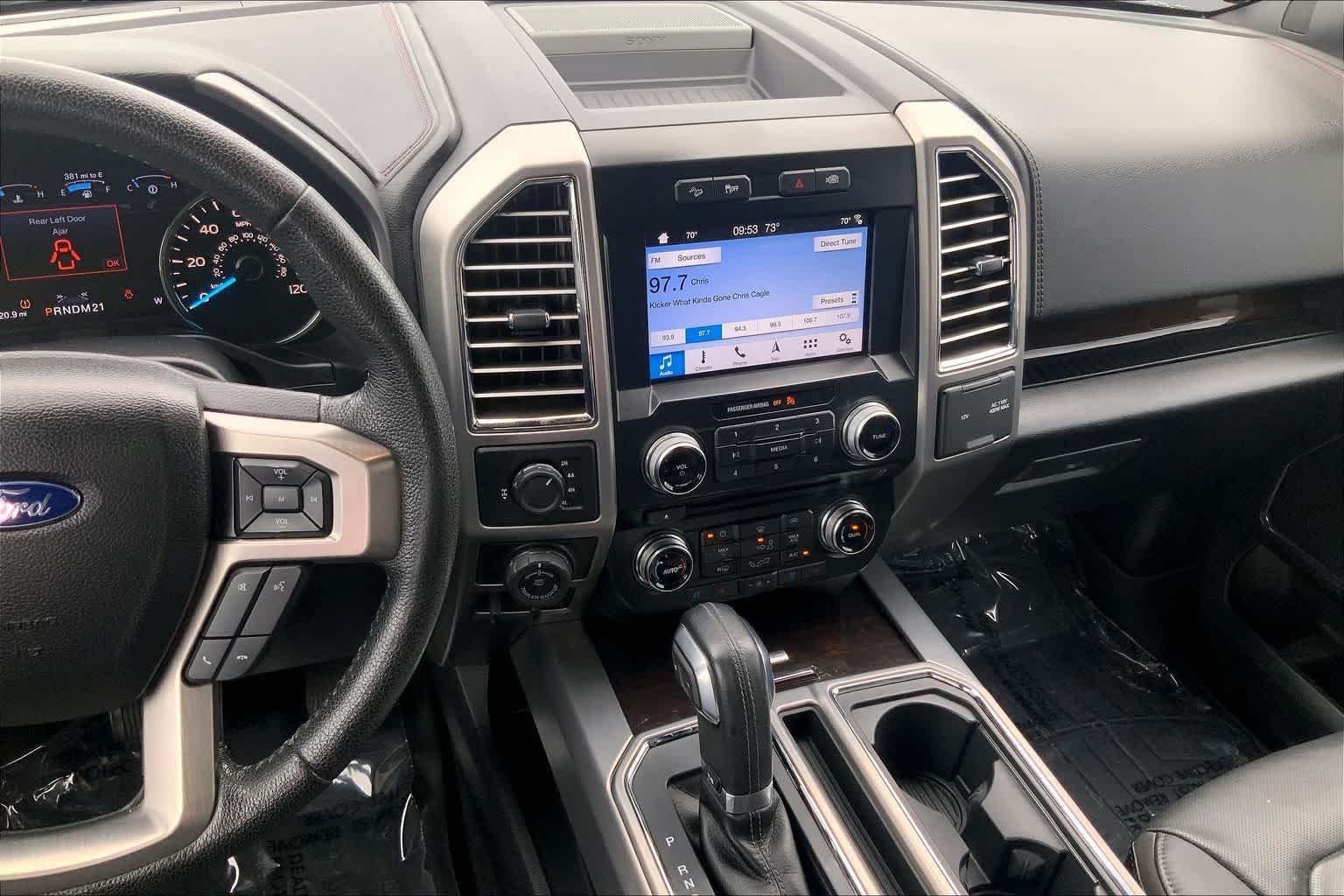 Used 2016 Magnetic Metallic Ford Platinum image 7