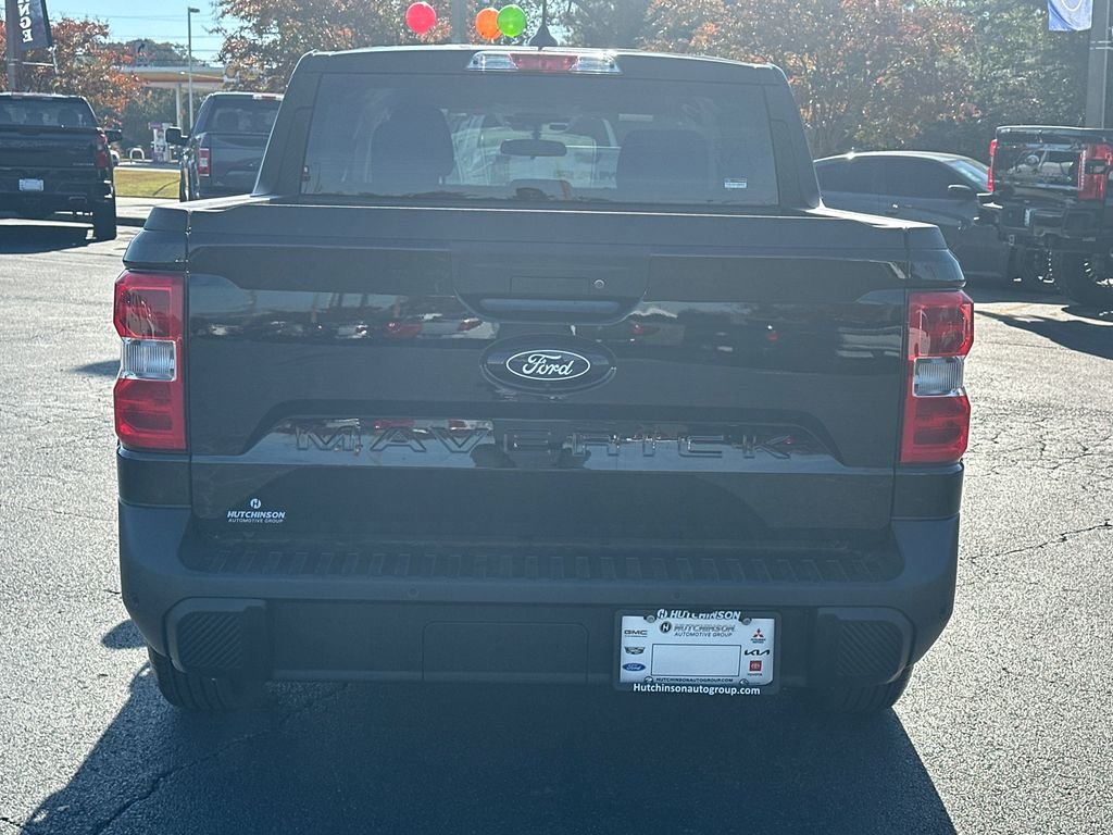 New 2025 Shadow Black Ford XL image 4