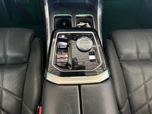 Used 2025 Black BMW 740i image 11