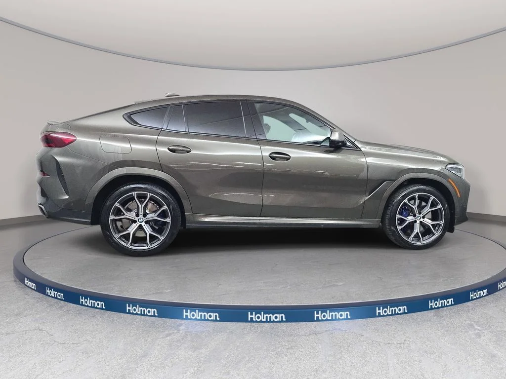 Used 2020 Manhattan Green Metallic BMW M50i image 5