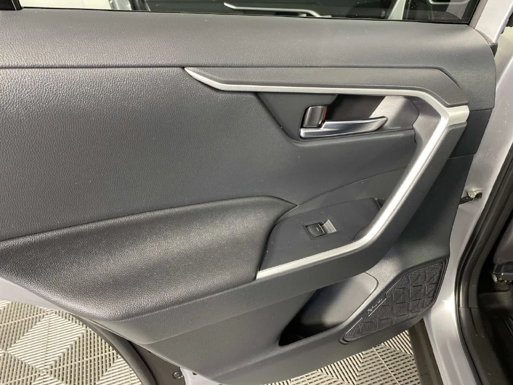 Used 2023 Silver Sky Metallic Toyota XLE image 29