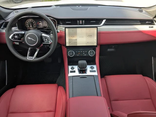 2026 Jaguar F-Pace R-Dynamic S - Photo 15