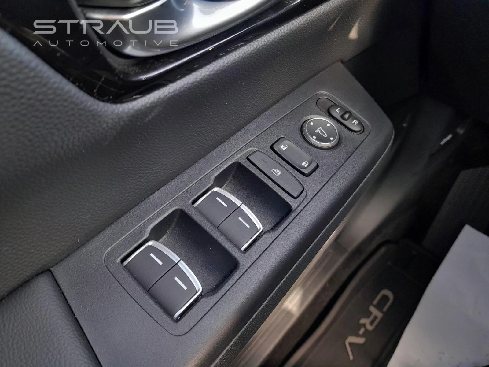 Used 2025 Canyon River Blue Metallic Honda EX-L image 37